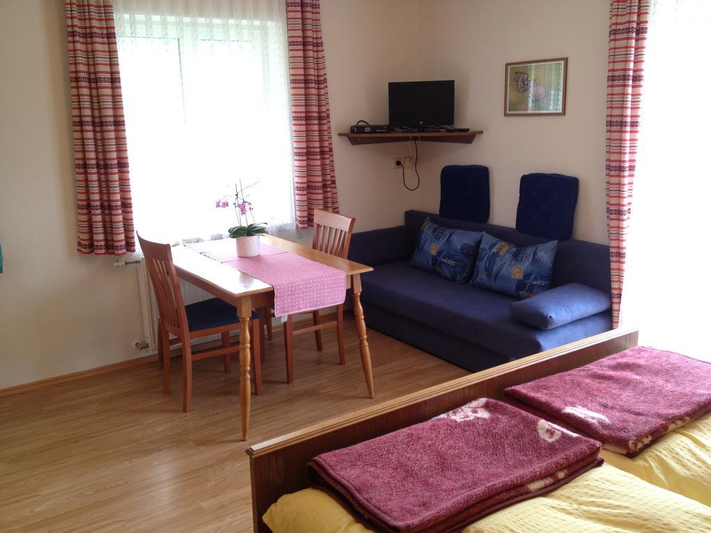 Villa Tischnerhof Bad Kleinkirchheim Zimmer foto